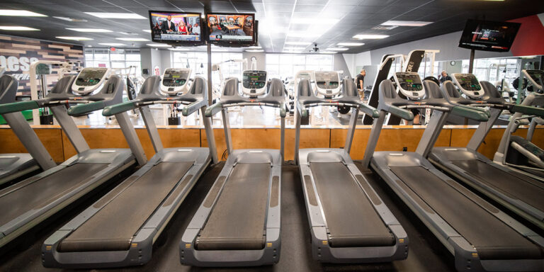 cubierta de cardio en el club West Conway