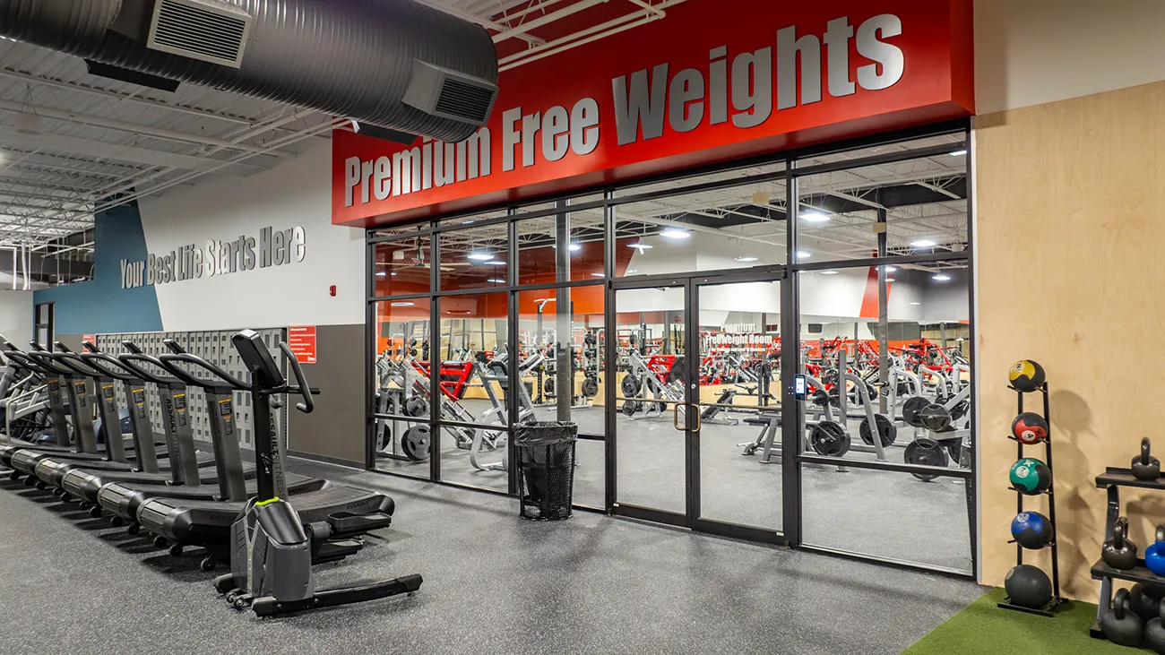 exercise machines at Cantrell club