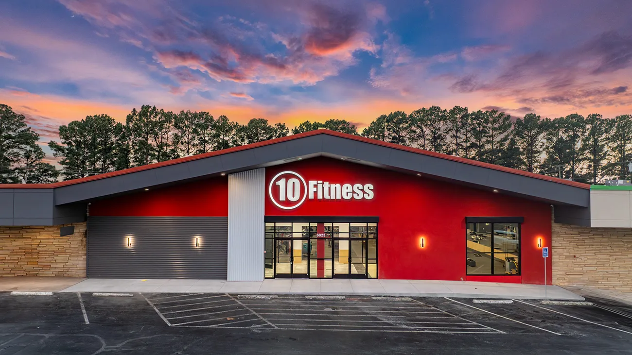 building exterior of 10 Fitness on Cantrell