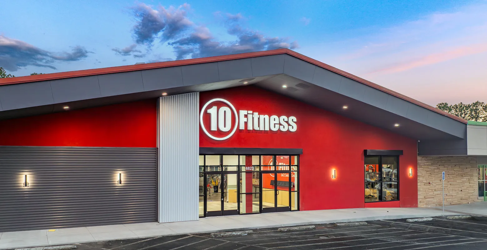 building exterior of 10 Fitness Cantrell club